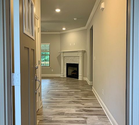 2nd image of 34 Woodbridge Dr