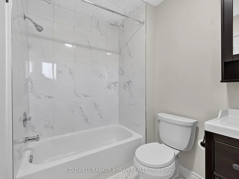 8 McCullough Ave — Photo 28