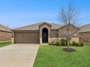 8012 Gallup Ave, Aubrey, TX 76227