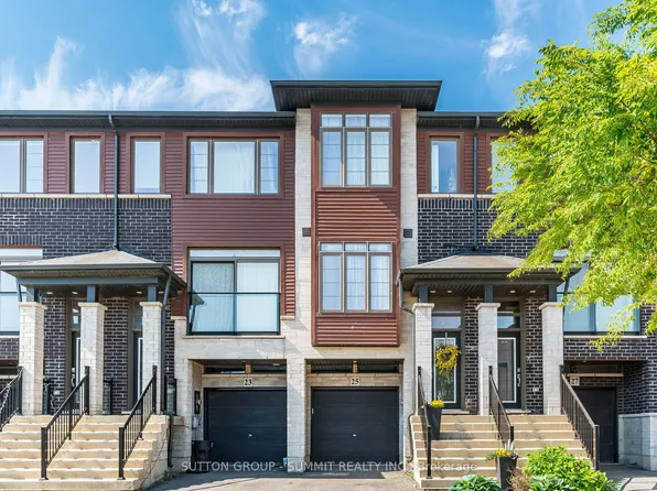 25 Soho St, Hamilton, ON L8J 0L4
