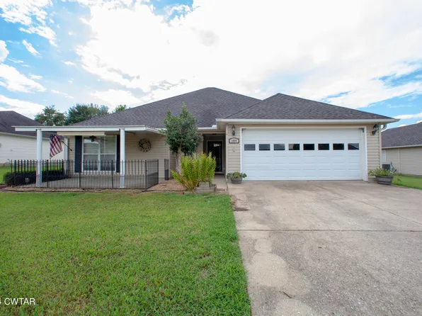 104 Layne Dr, Bells, TN 38006