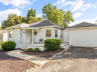 6104 Manchester Rd, Knoxville, TN 37920