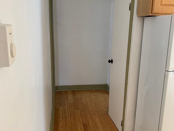 Hall to bathroom, closet on the right.