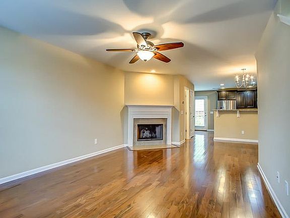5th image of 1343 Riverbrook Dr