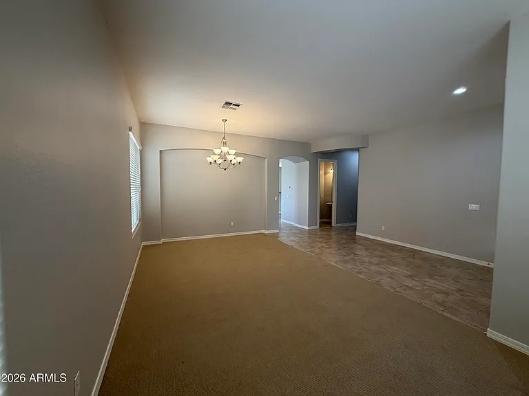 2417 E Iris Dr — Photo 5