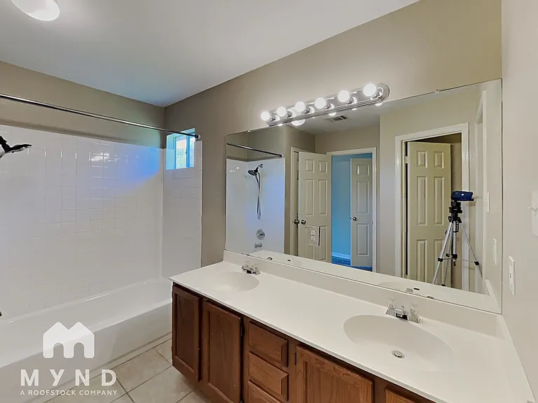 2800 Single Trace Ct — Photo 27