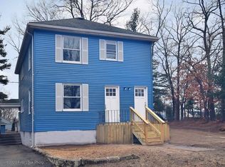 29 Carleton St, Attleboro, MA 02703