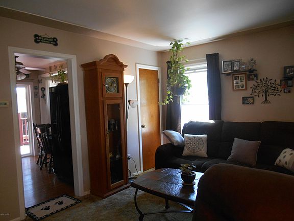 5th image of 3306 Birchwood Ave SW