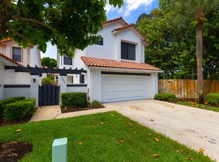 5521 Ilford Ct, Boca Raton, FL 33486