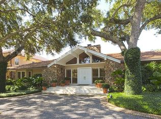 300 Cocoplum Rd, Coral Gables, FL 33143