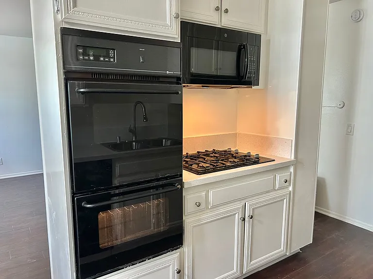 Monte Vista Townhomes — Photo 11