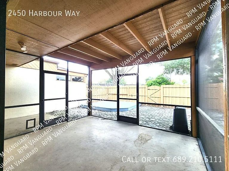 2450 Harbour Way — Photo 10