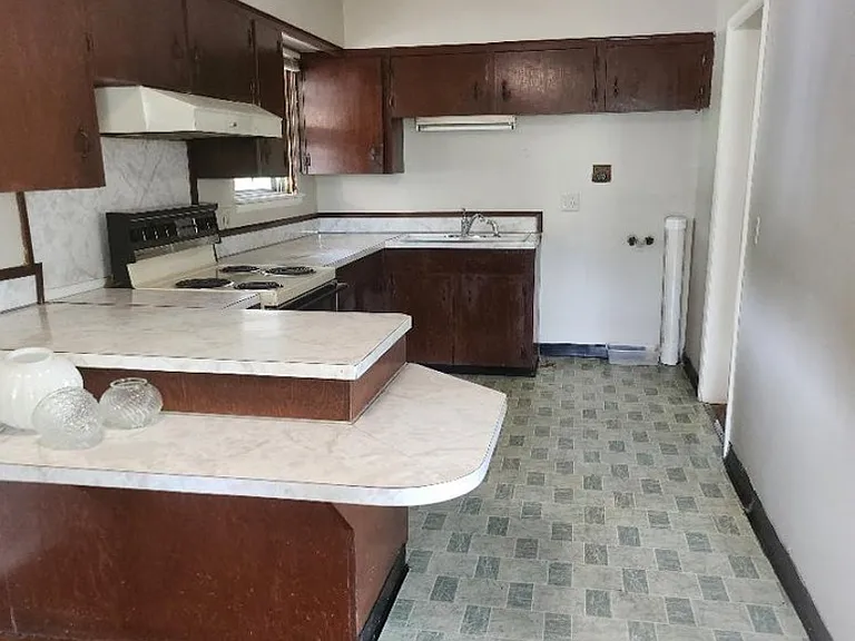 29 Baltimore St — Photo 2