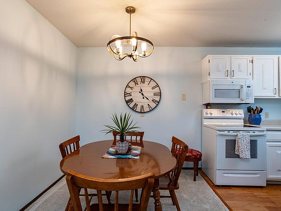 5th image of 4009 Heritage Hills Dr APT 204