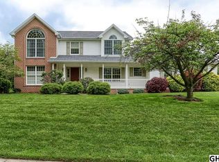 663 Appenzell Dr, Hummelstown, PA 17036