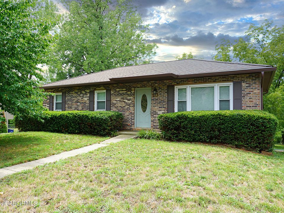 1st image of 216 Brookview Cir