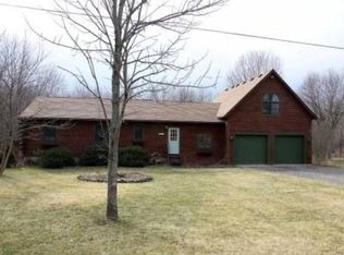 761 Erie Street Rd, Macedon, NY 14502