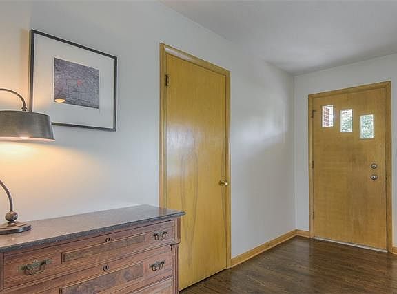 4th image of 15655 Nall Ave