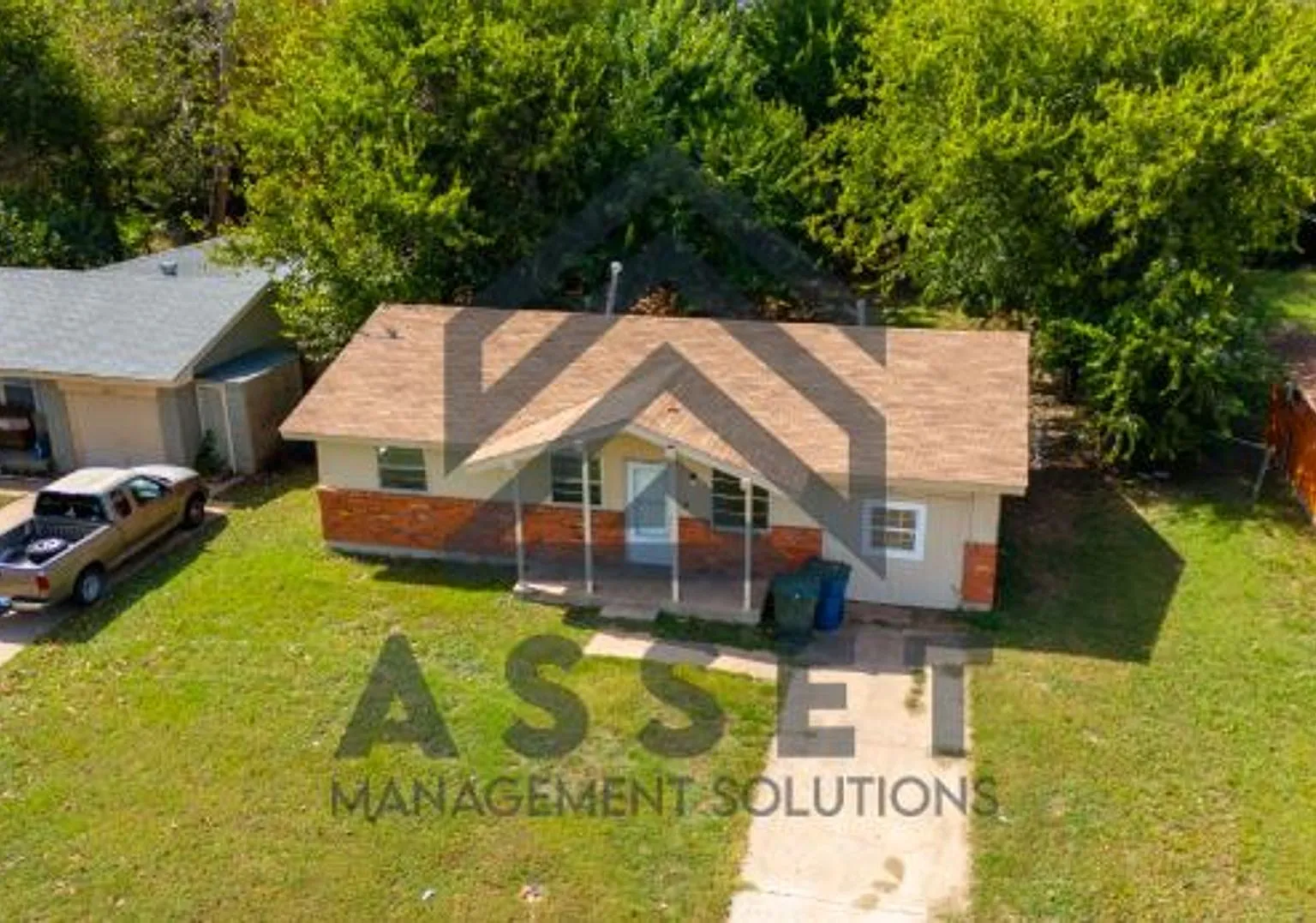 4 Bedroom Available for Lease & Rent to Own! — Photo 3