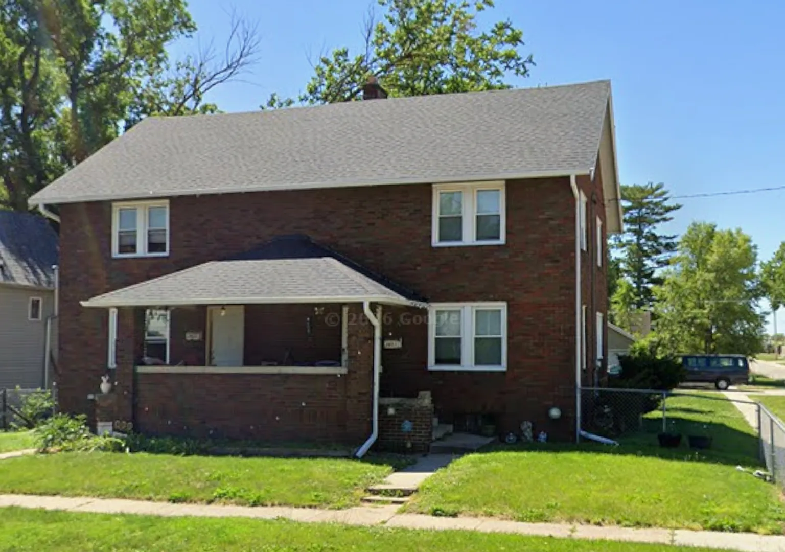 2601/2603 E Walnut Street — Photo 1