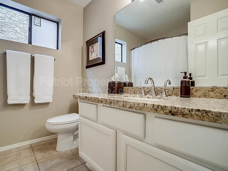 9520 N 105th St — Photo 37