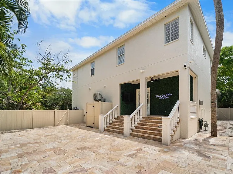 4802 W Beachway Dr — Photo 35