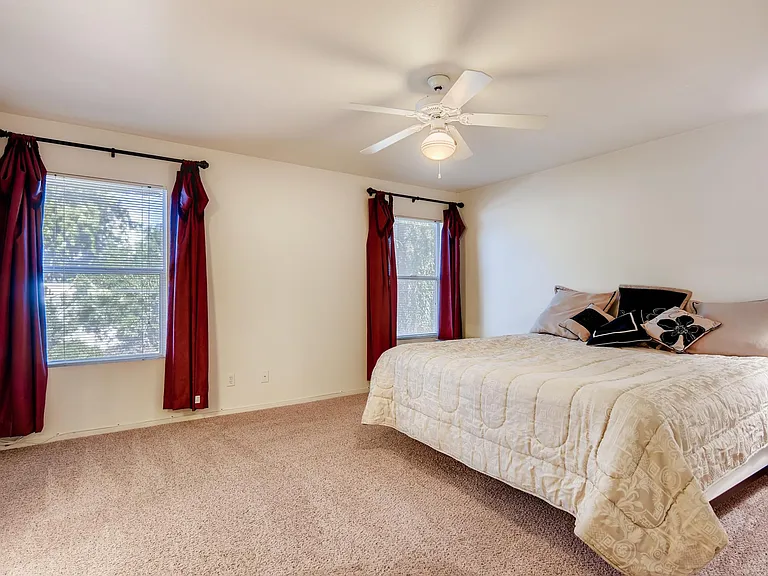1409 Silk Tassel Dr — Photo 15