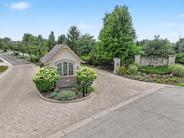 15 Templeton Dr Lot 8, Oak Brook, IL 60523