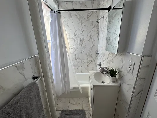 Rented by Union Square Property Management | media 7