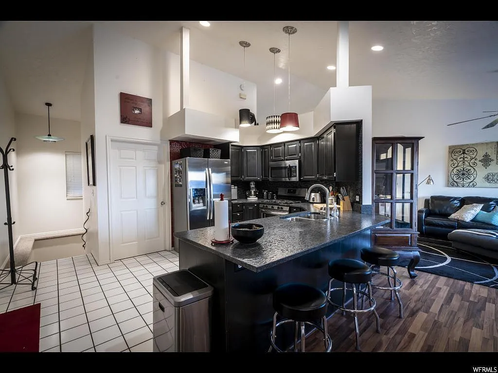 10167 N Cottonwood Dr — Photo 3