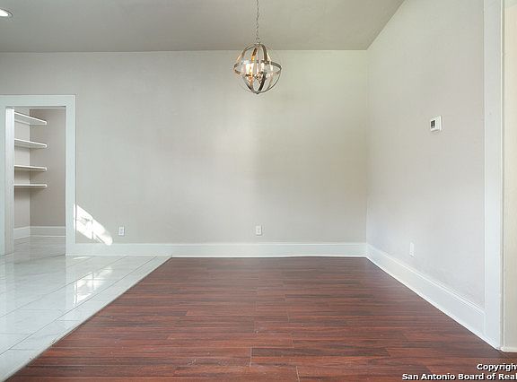 5th image of 203 Congress Ave