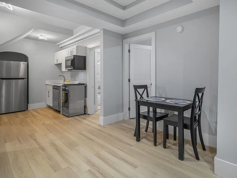 104 Harvard Pl — Photo 269
