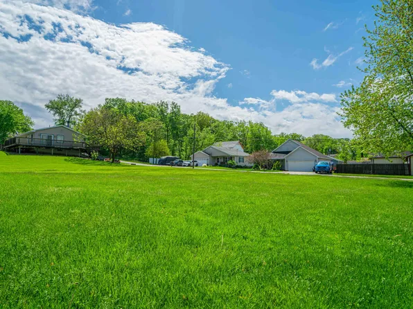 7416 W 128th Pl, Cedar Lake, IN 46303