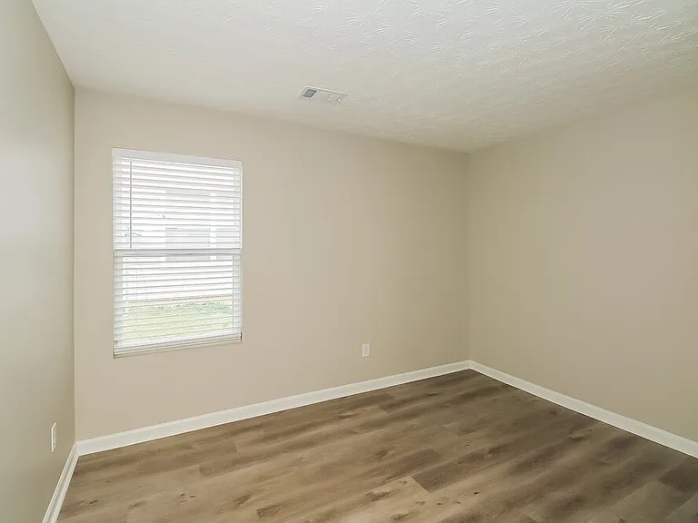 5616 Sable Way — Photo 12