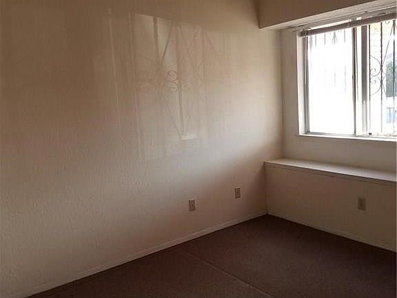 4th image of 1336 Trudy Elaine Dr #A-d