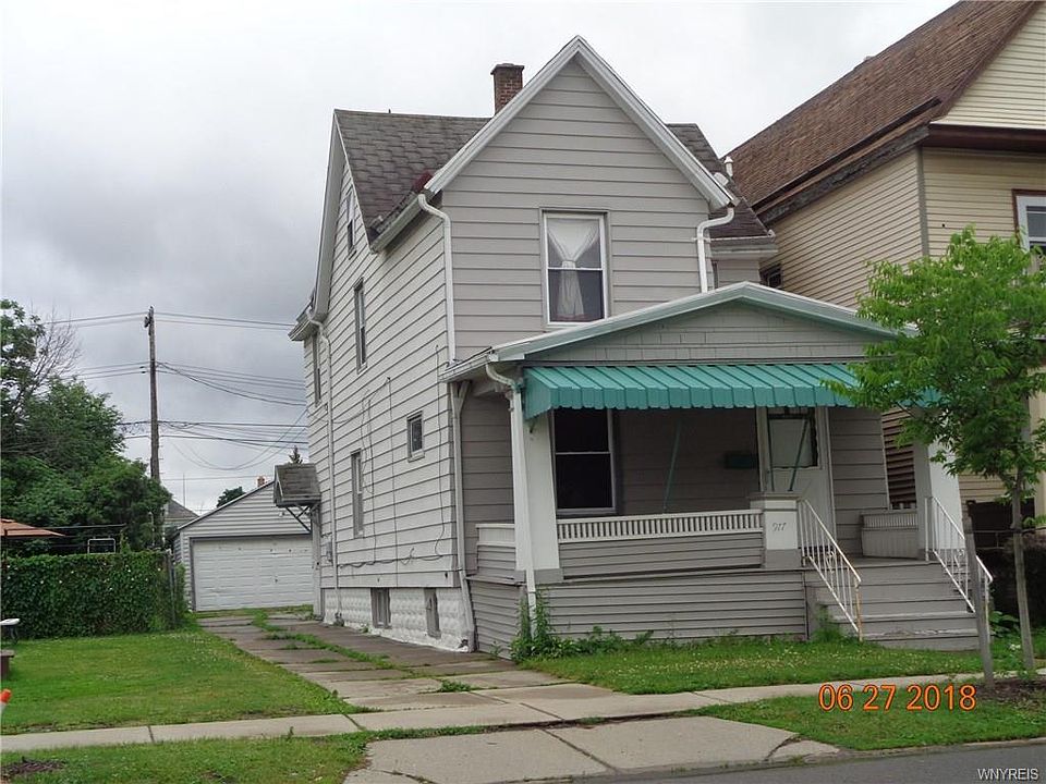 1st image of 977 E Lovejoy St