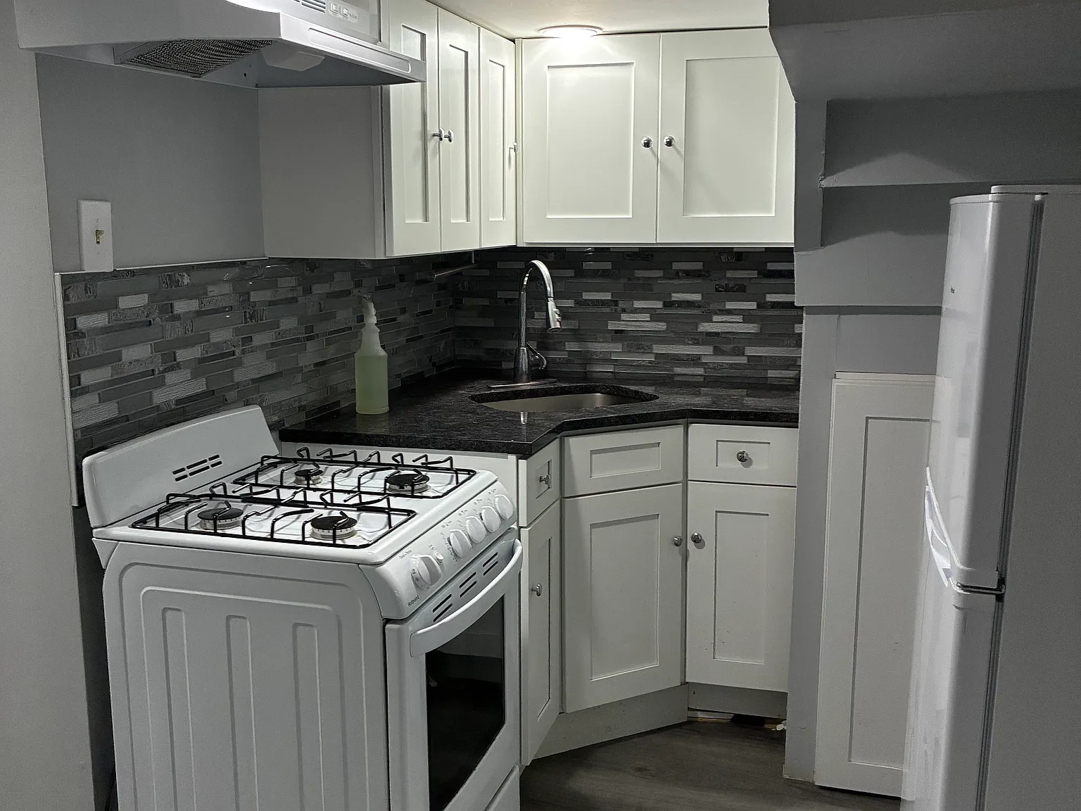 Studio, 1794 sqft, $1,400 — Photo 1