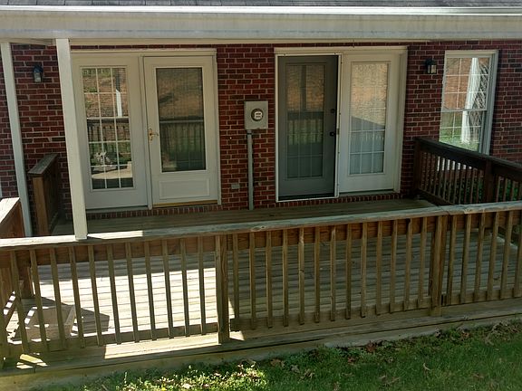 3rd image of 307C Oleander Dr