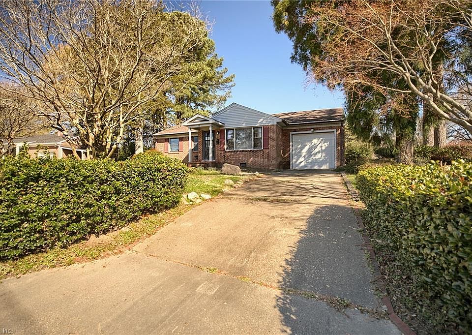 1st image of 6 Karen Dr