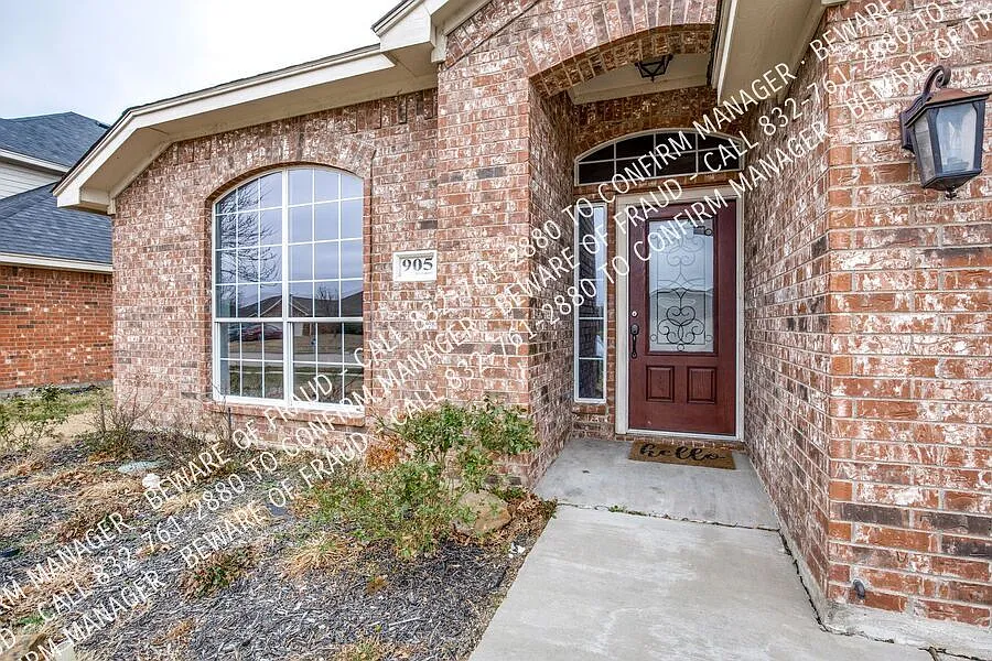 In the Heart of Burleson with Community Pool and Park! — Photo 3