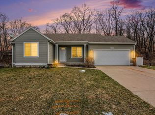 4922 Winston Hill Dr NE, Grand Rapids, MI 49525