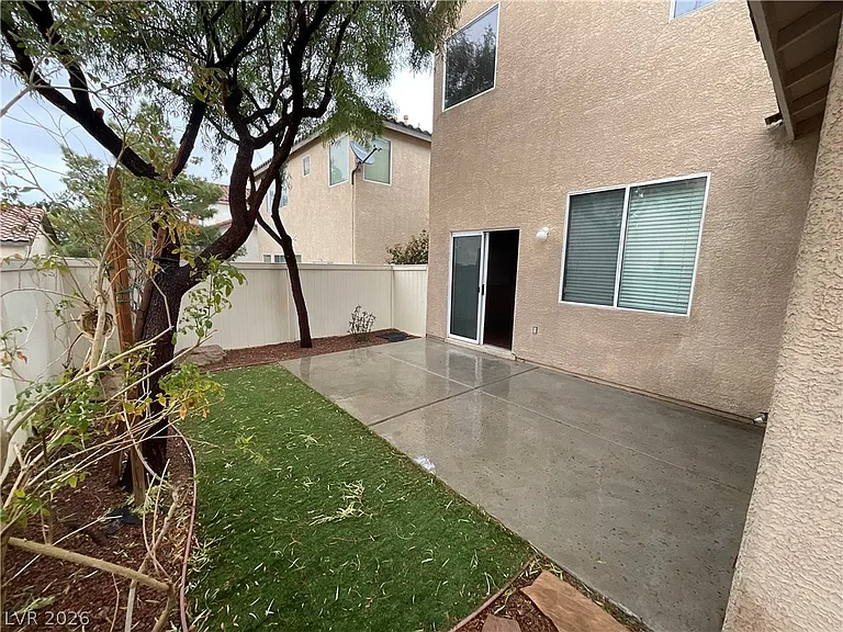 10841 Paradise Rd — Photo 36