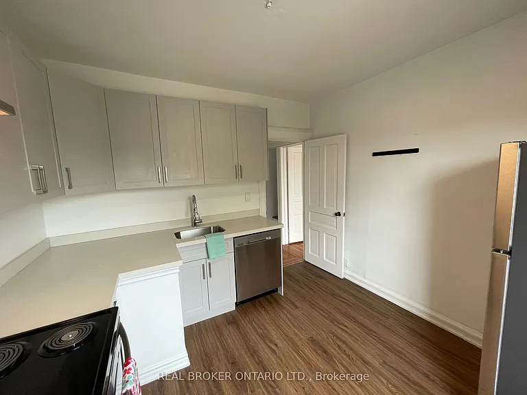 100 Dunsmure Rd #2 — Photo 7