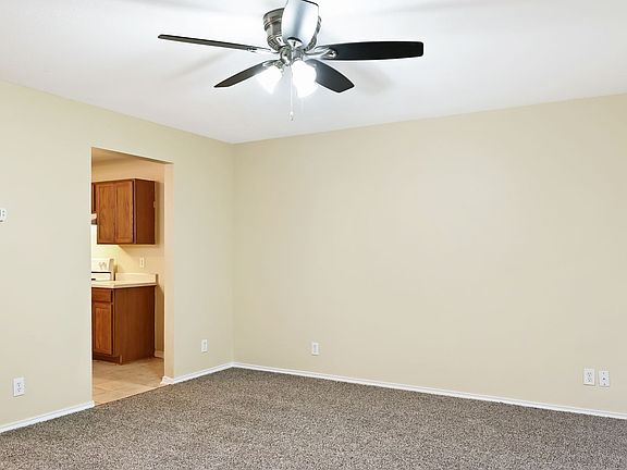 5th image of 229 La Garde St