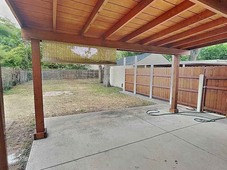 3113 Clary Ave — Photo 13