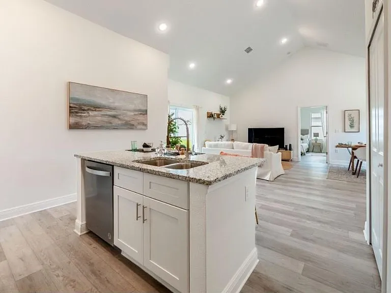 16337 SW 17th Terrace Rd — Photo 12