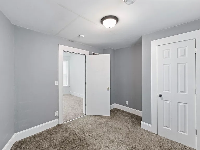 4615 Colfax Ave N — Photo 13