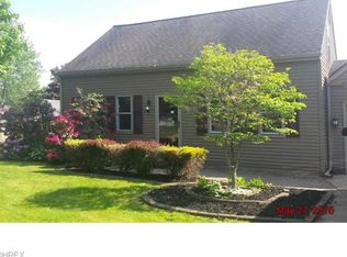 463 Garden Valley Ct, Youngstown, OH 44512