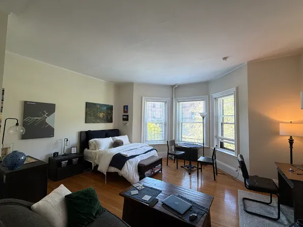 225 Beacon St #6, Boston, MA 02116