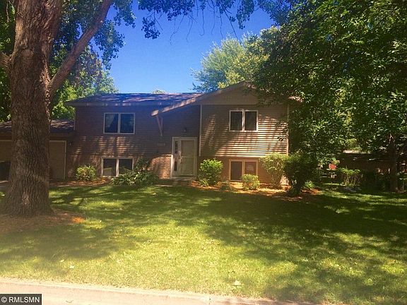 2nd image of 1739 Roosevelt Dr